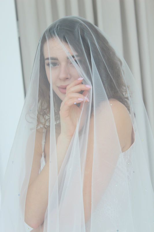Crystal drop veil
