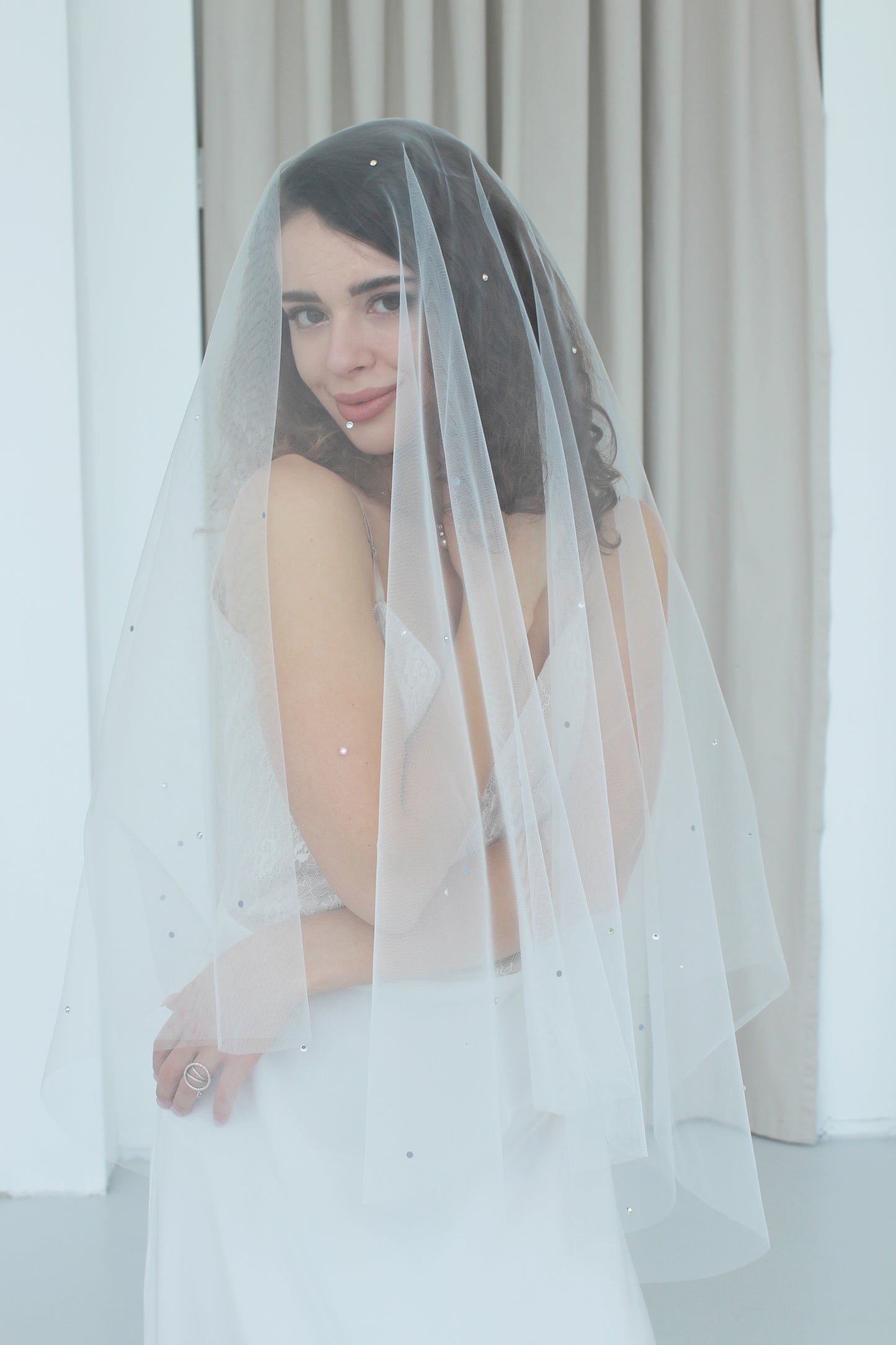 Crystal drop veil
