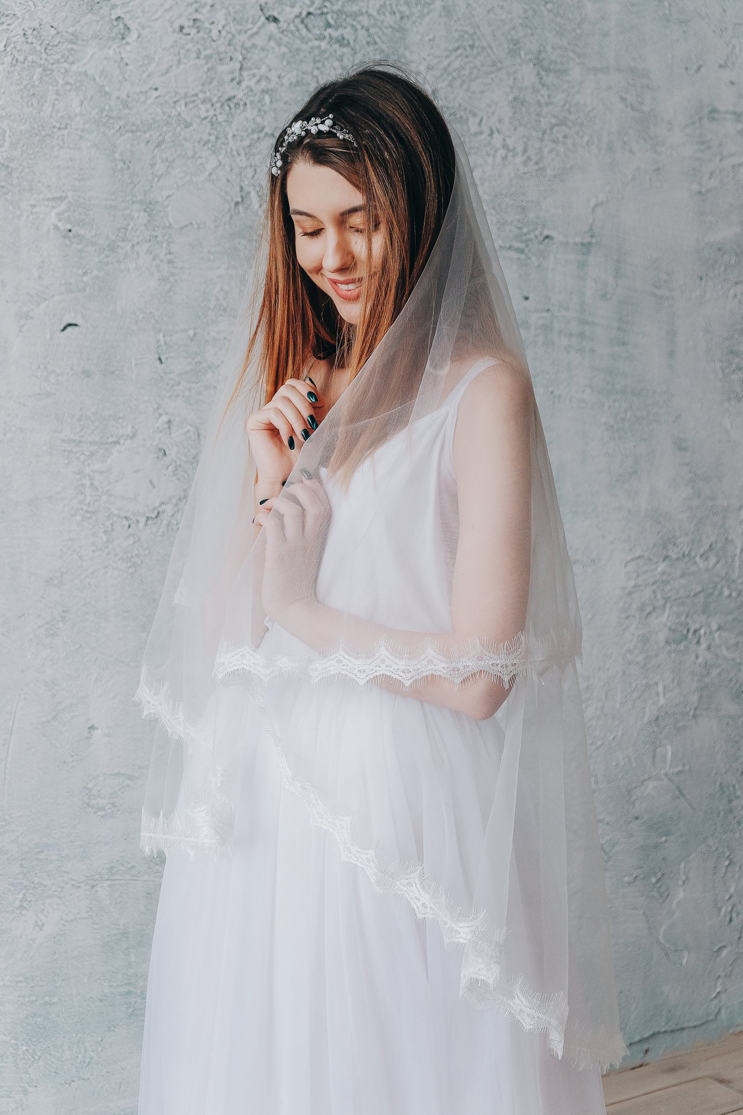 Eyelash lace veil with blusher