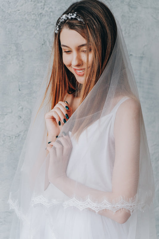 Eyelash lace veil with blusher