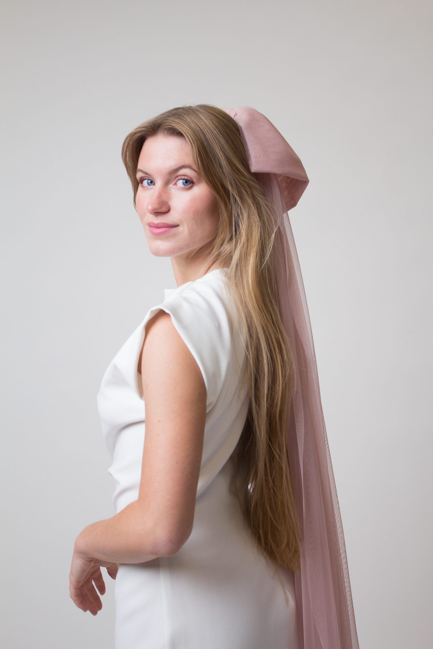 Blush English net bow