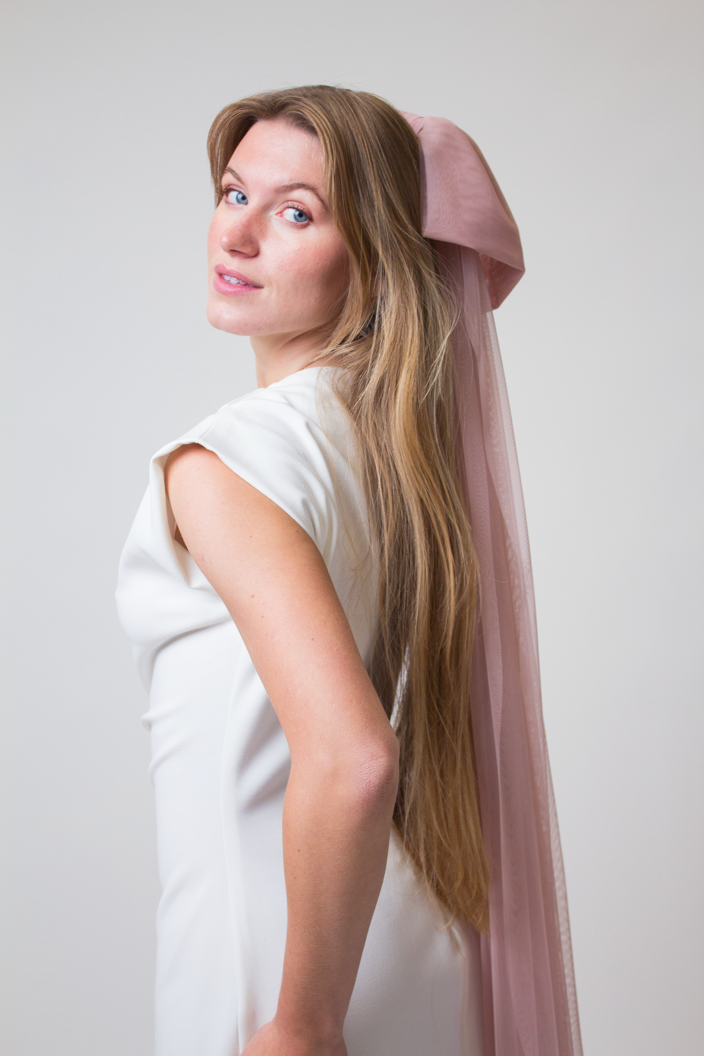 Blush English net bow