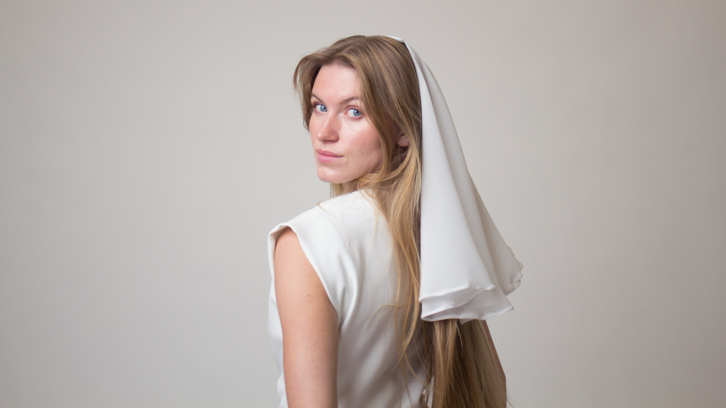 Shoulder length chiffon drop veil