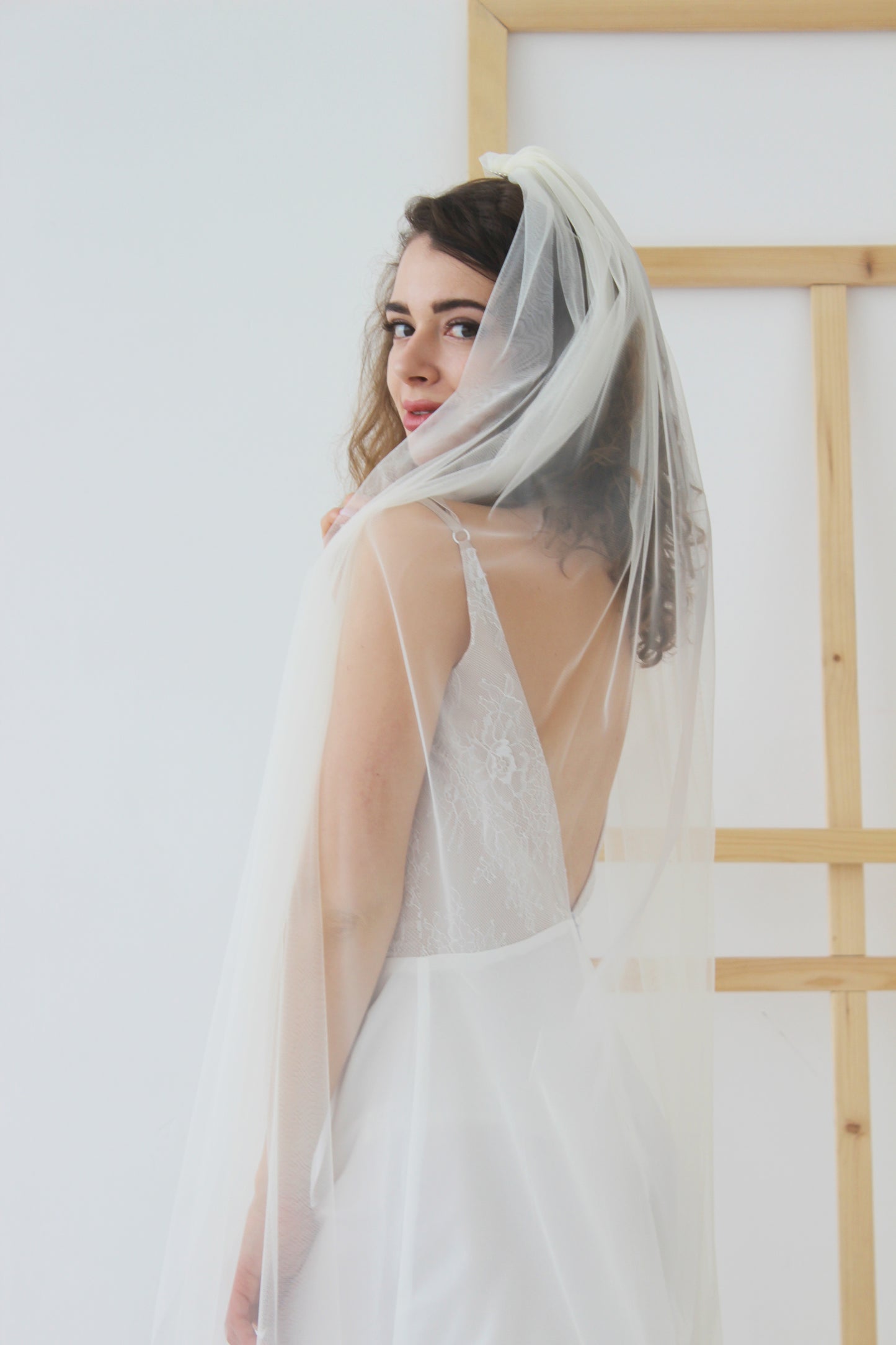 Cream veil