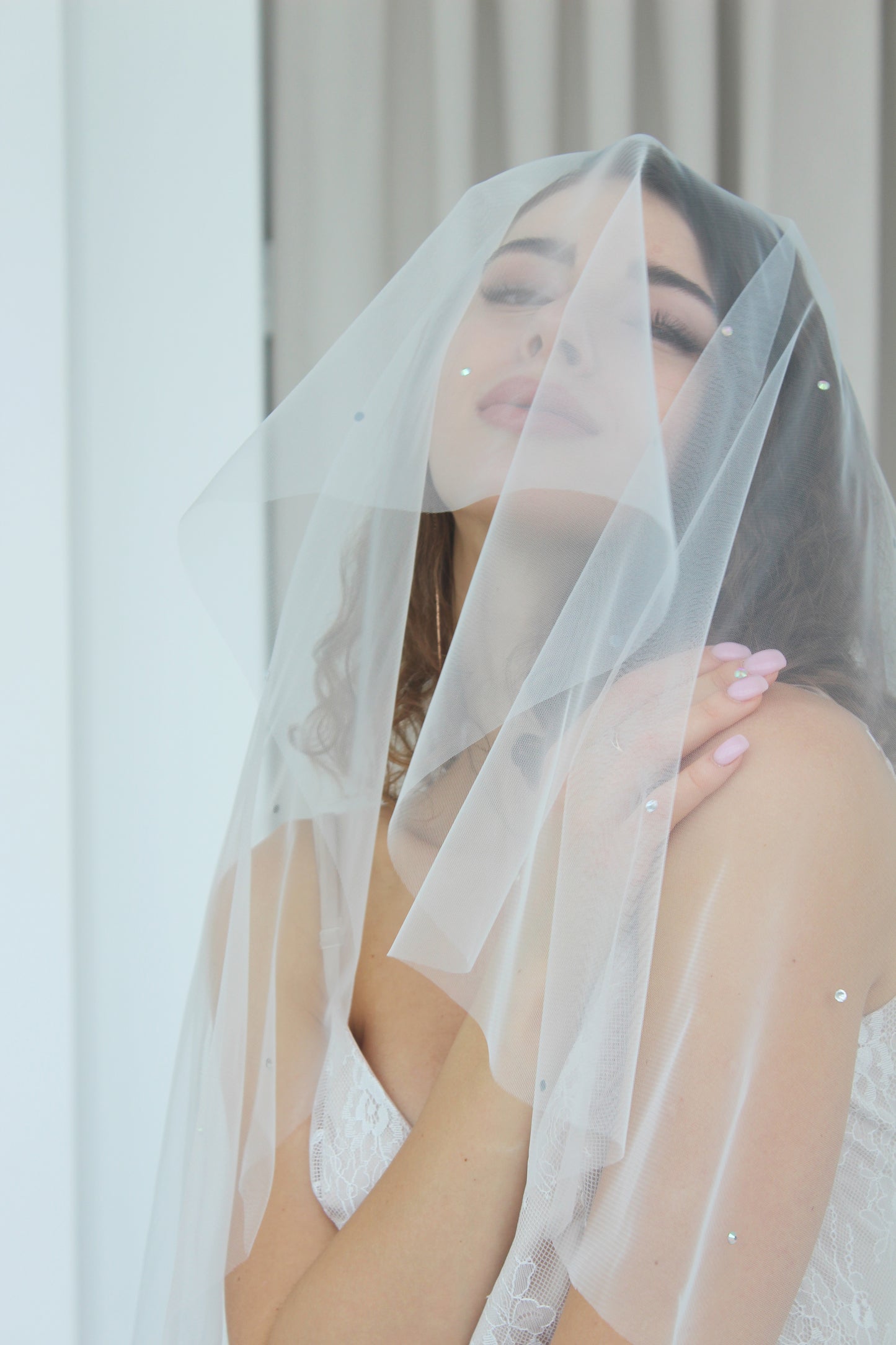 Crystal drop veil