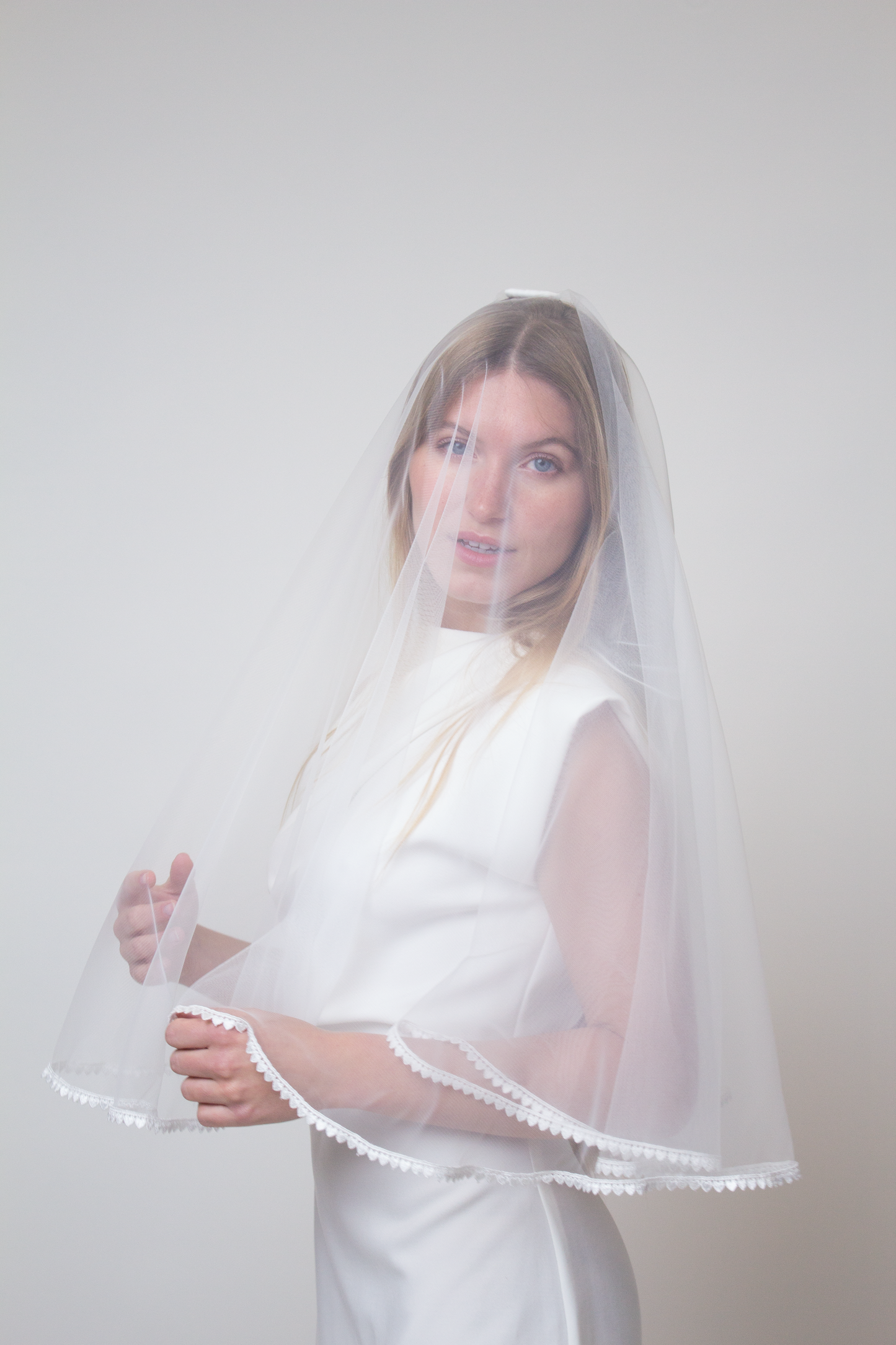 Elbow length heart lace bridal veil