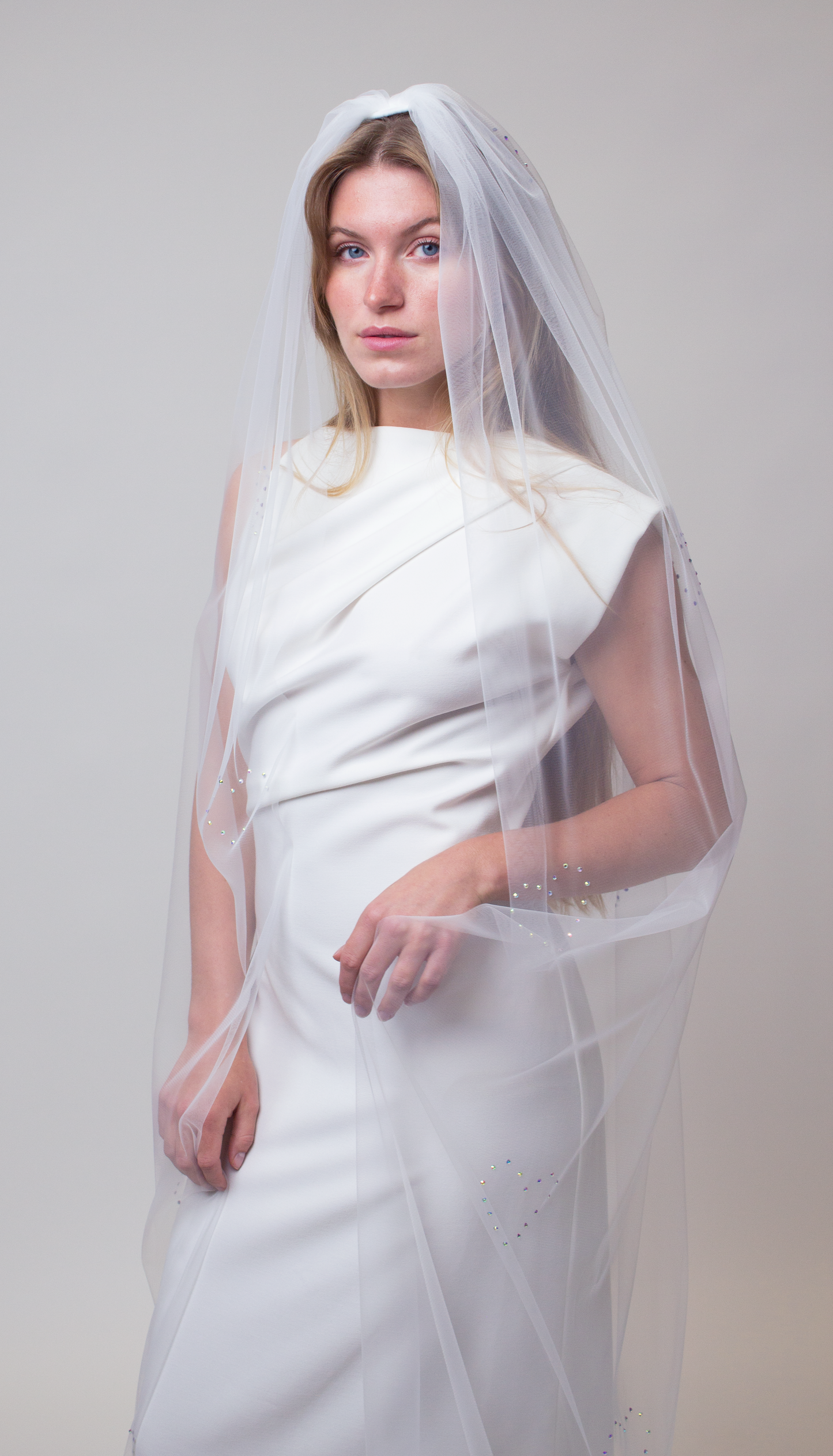 Ivory veil with heart crystals
