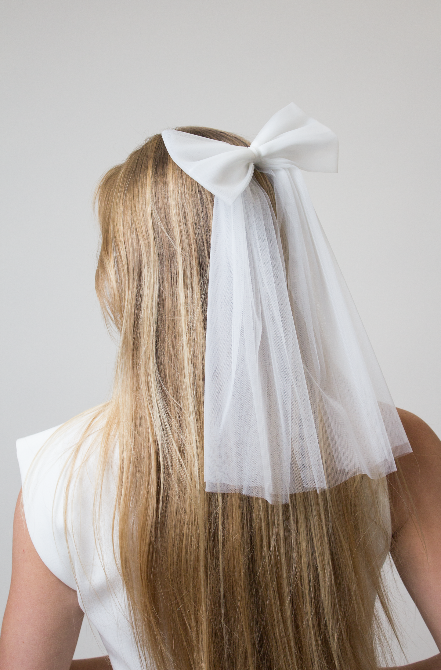 Small tulle bow