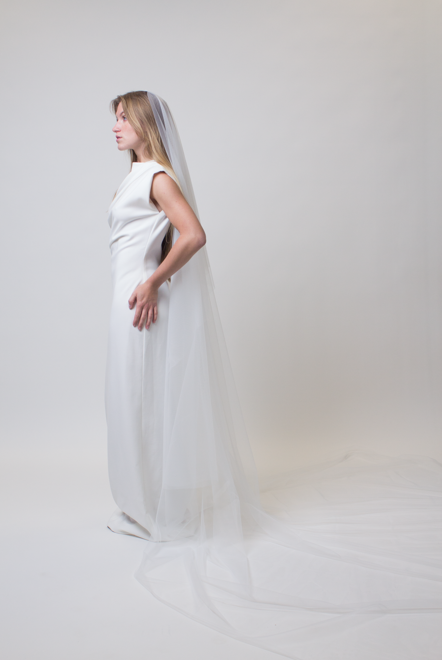 Extra wide drop veil