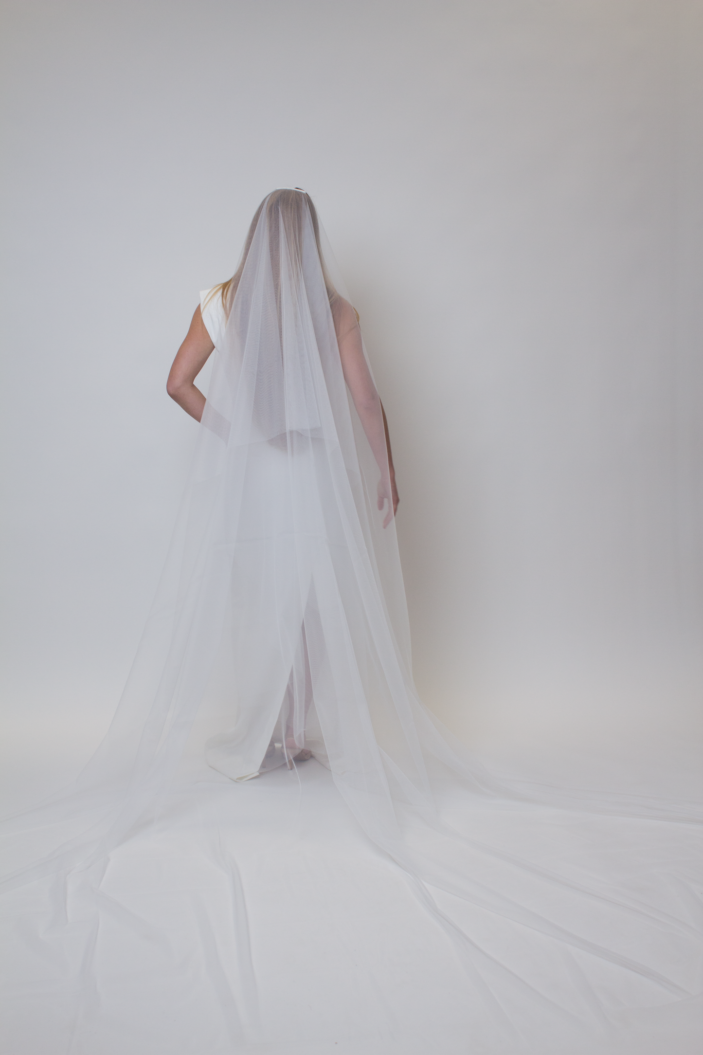 Extra wide drop veil