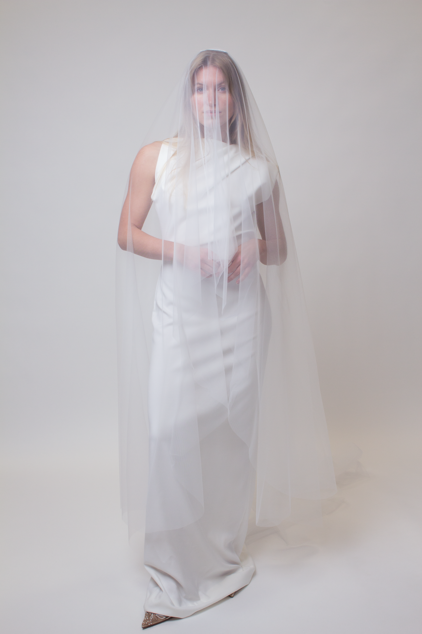 Extra wide drop veil